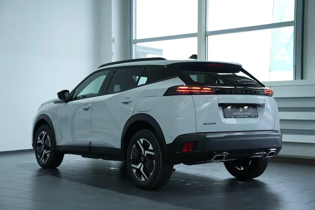 Peugeot 2008 - Thumbnail 10