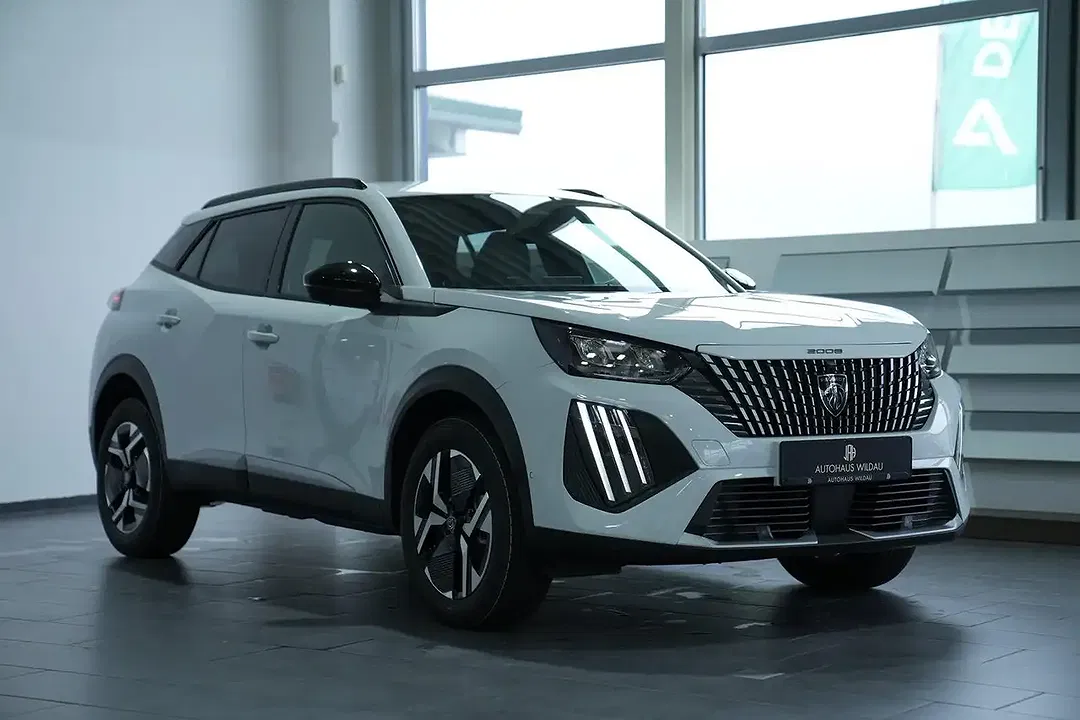 Peugeot 2008 - Thumbnail 5
