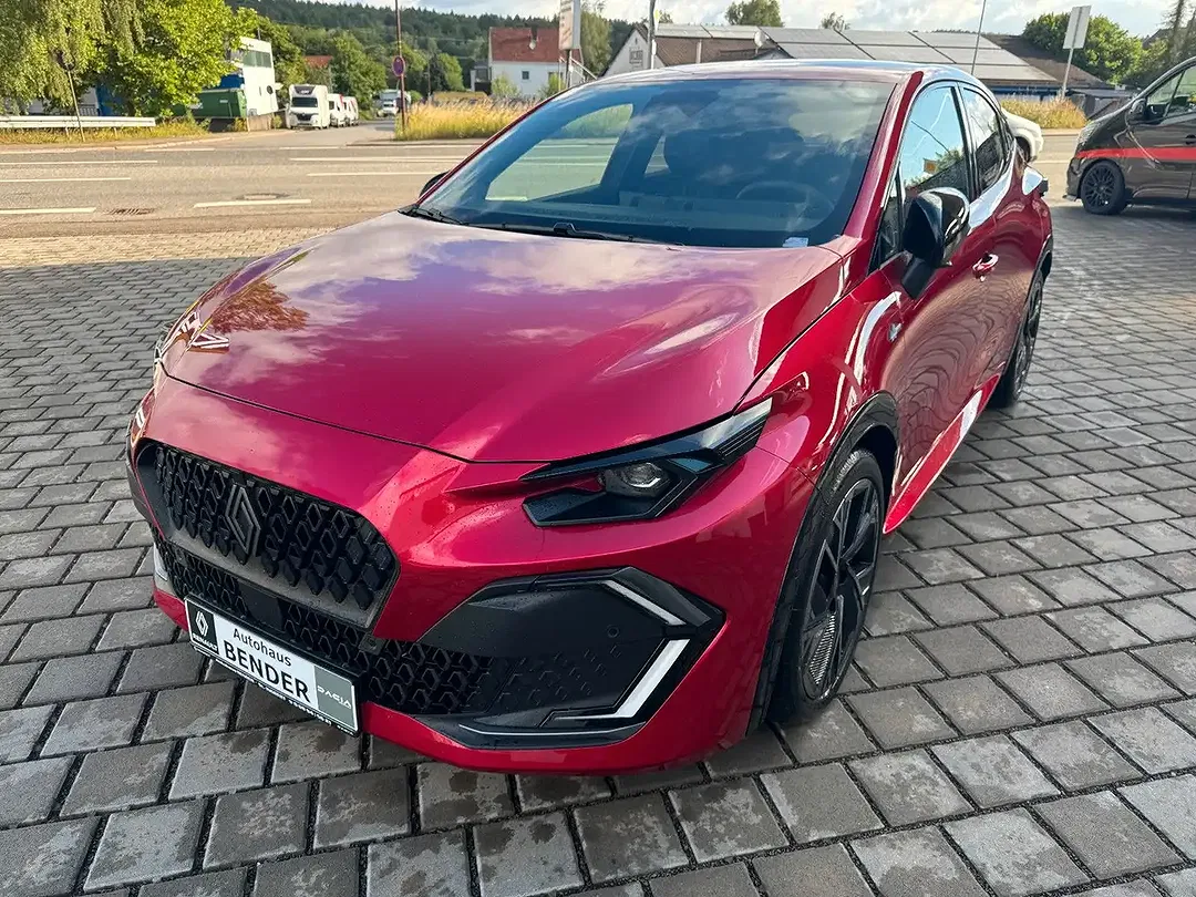 Renault Clio - Thumbnail 3