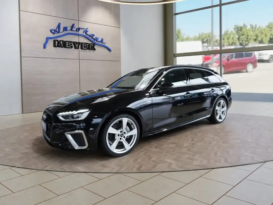 Audi A4 - Thumbnail 2