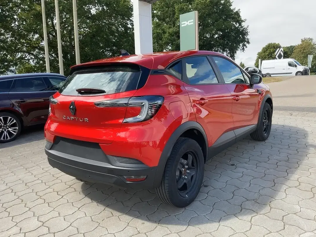 Renault Captur - Thumbnail 4