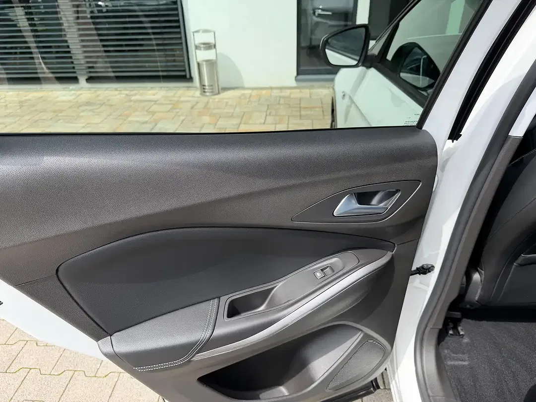 Opel Grandland X - Thumbnail 10