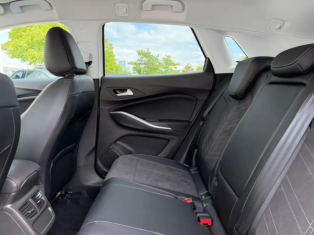 Opel Grandland X - Thumbnail 11