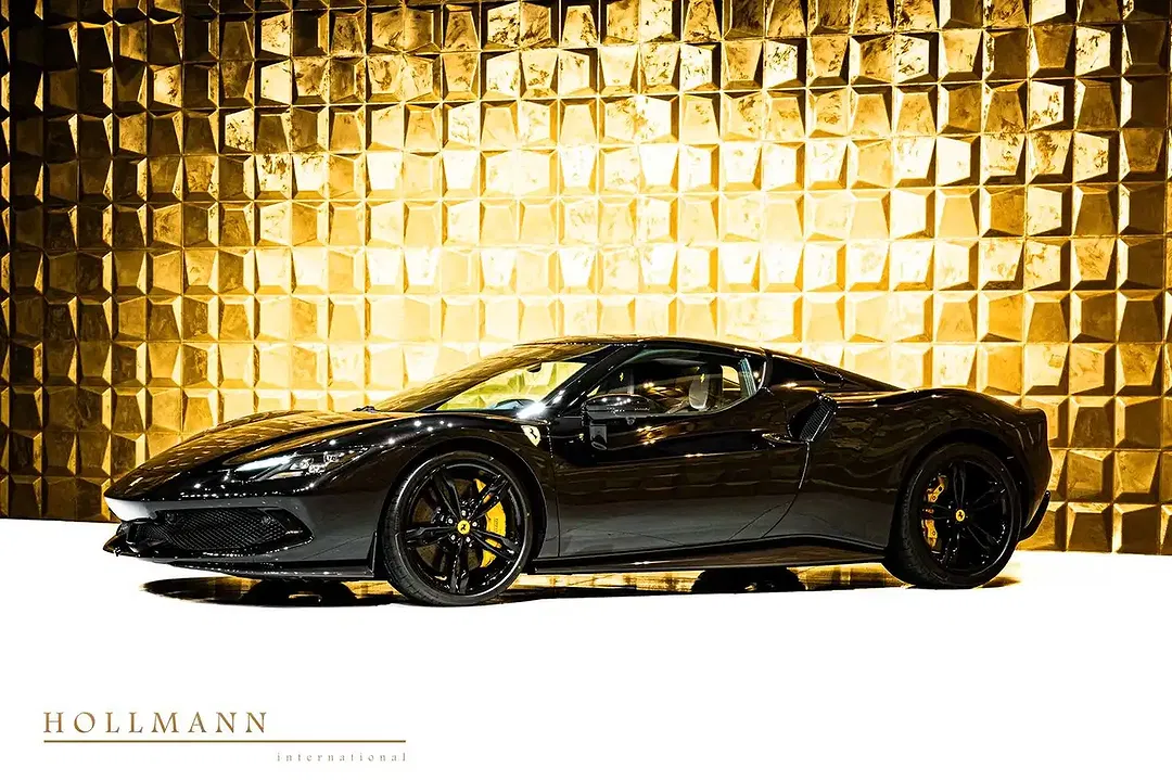 Ferrari 296 GTB - Thumbnail 5