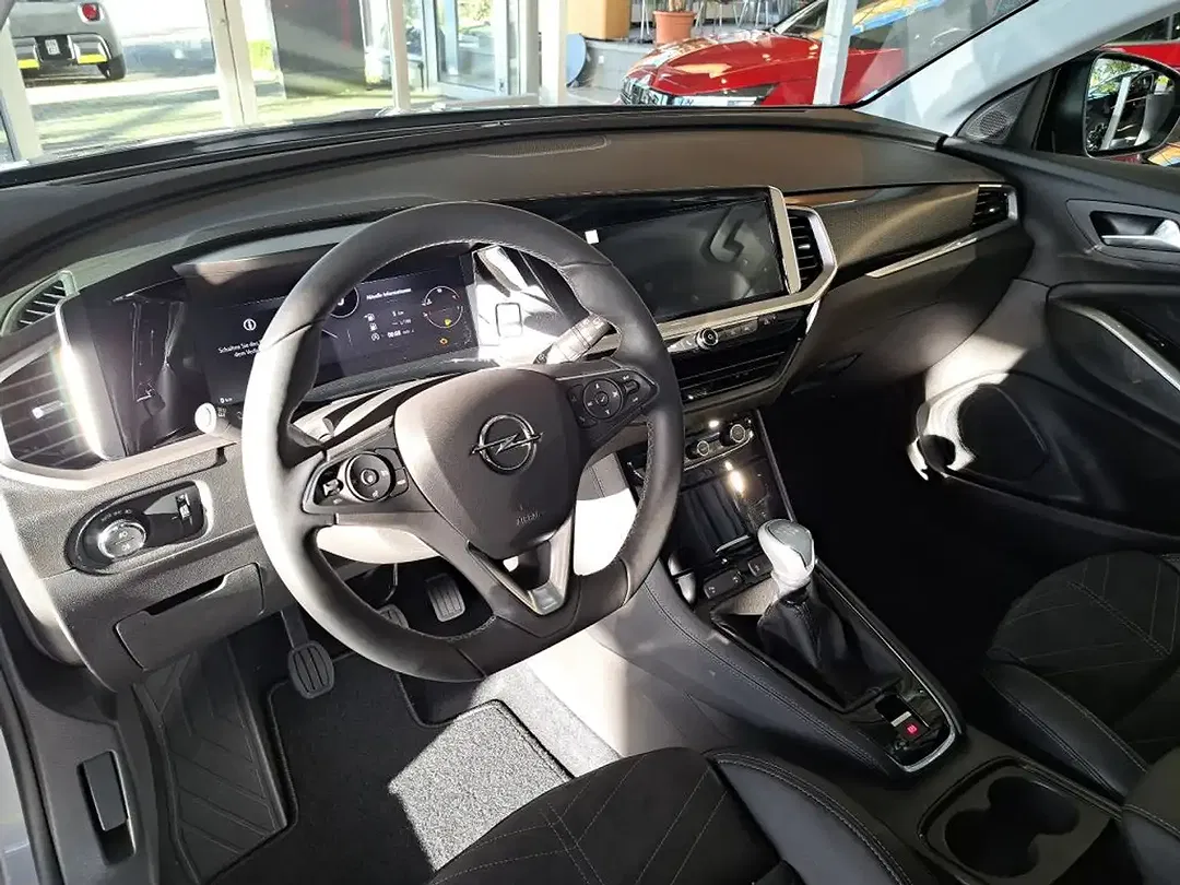 Opel Grandland - Thumbnail 10