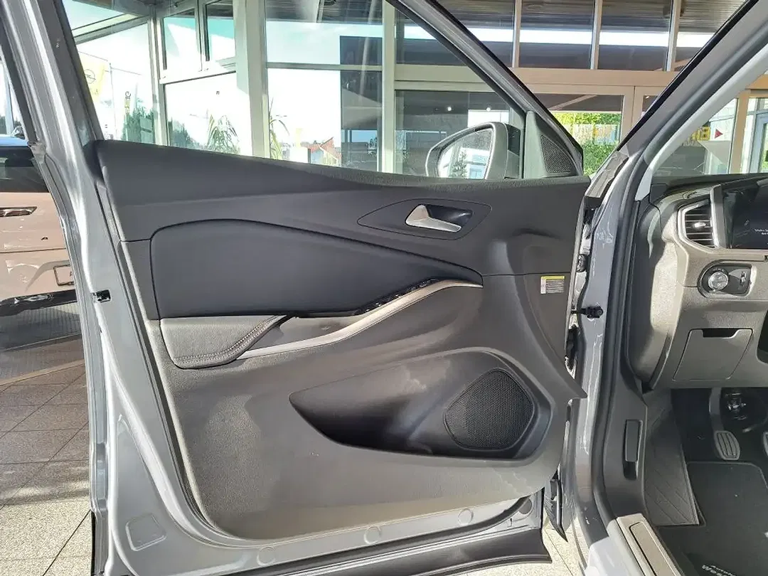 Opel Grandland - Thumbnail 12