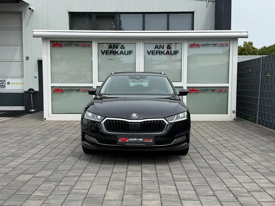 Skoda Octavia - Thumbnail 3