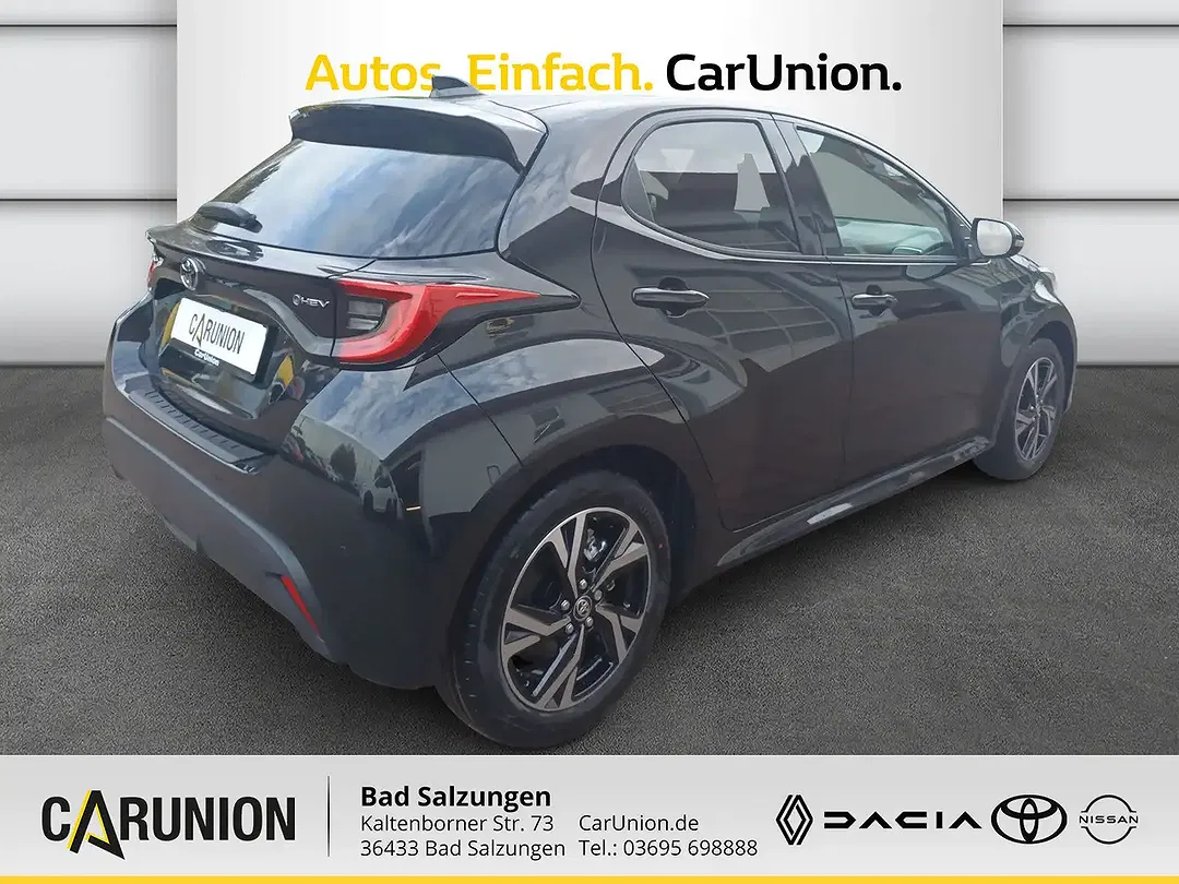 Toyota Yaris - Thumbnail 4