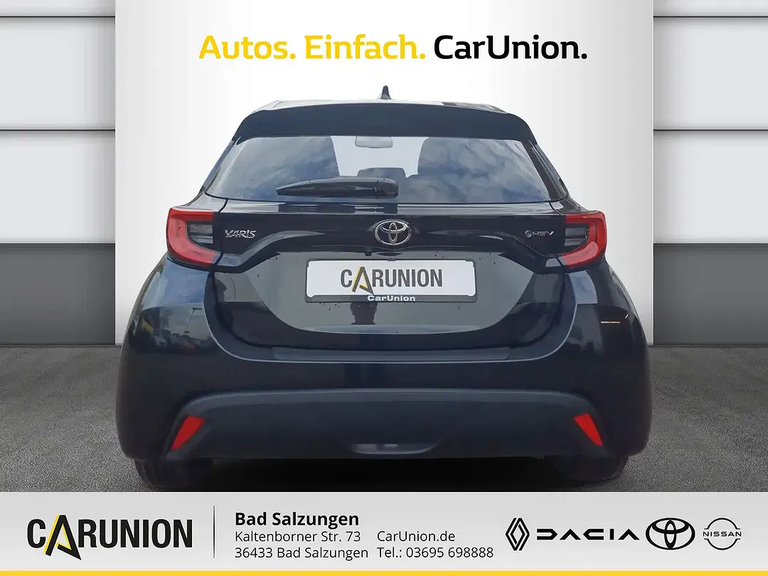 Toyota Yaris - Thumbnail 5
