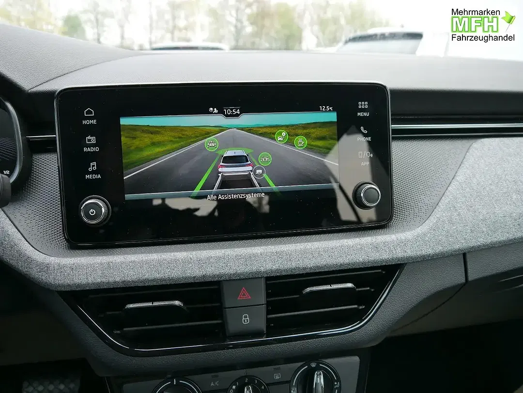 Skoda Kamiq - Thumbnail 13
