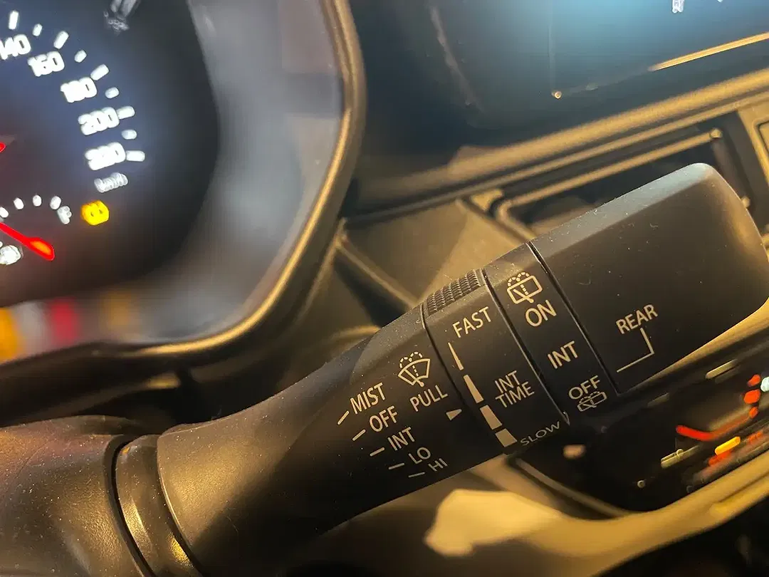 Suzuki Swift - Thumbnail 13