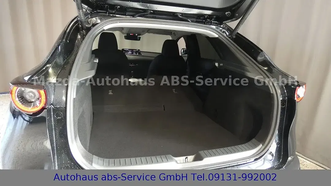 Mazda CX-3 - Thumbnail 11