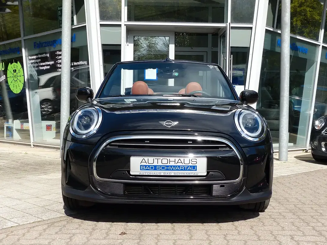 MINI One Cabrio - Thumbnail 4