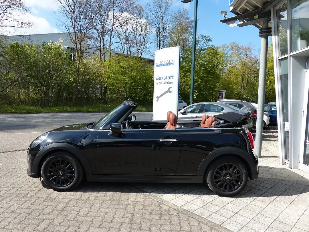 MINI One Cabrio - Thumbnail 6