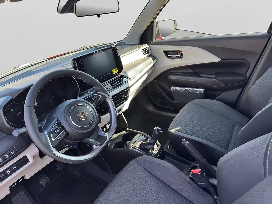 Suzuki Swift - Thumbnail 10
