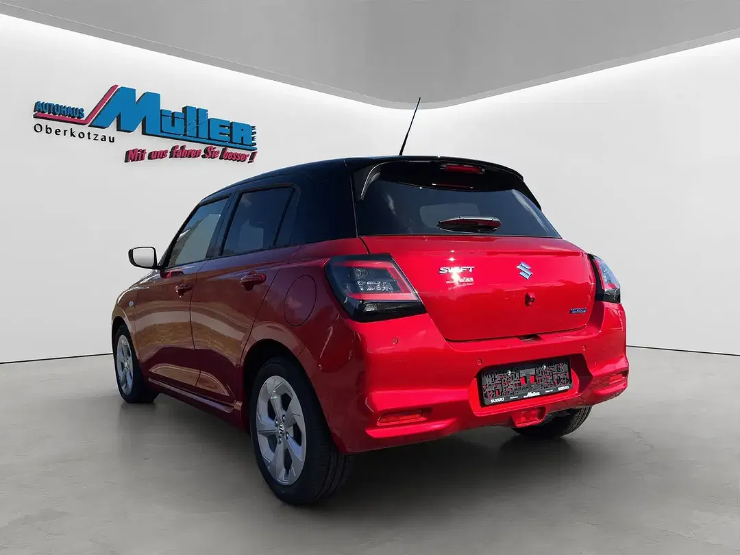 Suzuki Swift - Thumbnail 6
