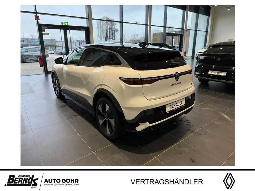 Renault Megane E-Tech - Thumbnail 3