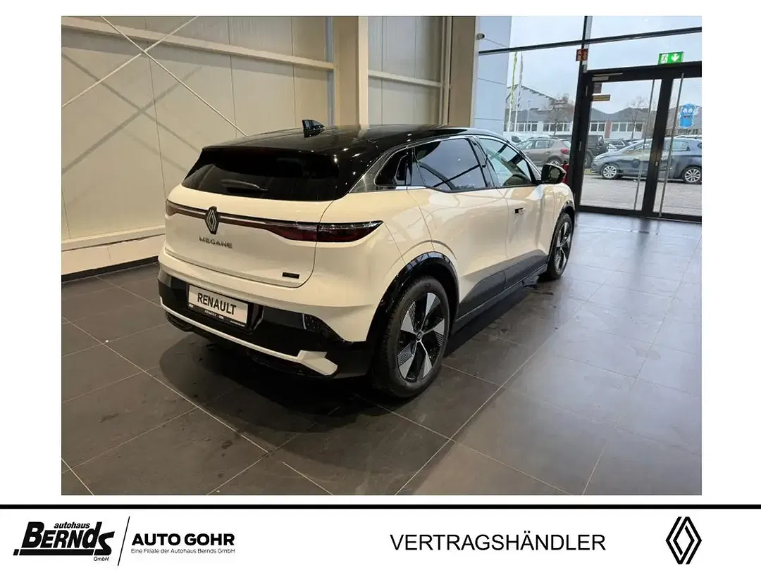 Renault Megane E-Tech - Thumbnail 6