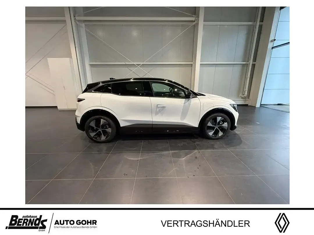 Renault Megane E-Tech - Thumbnail 7