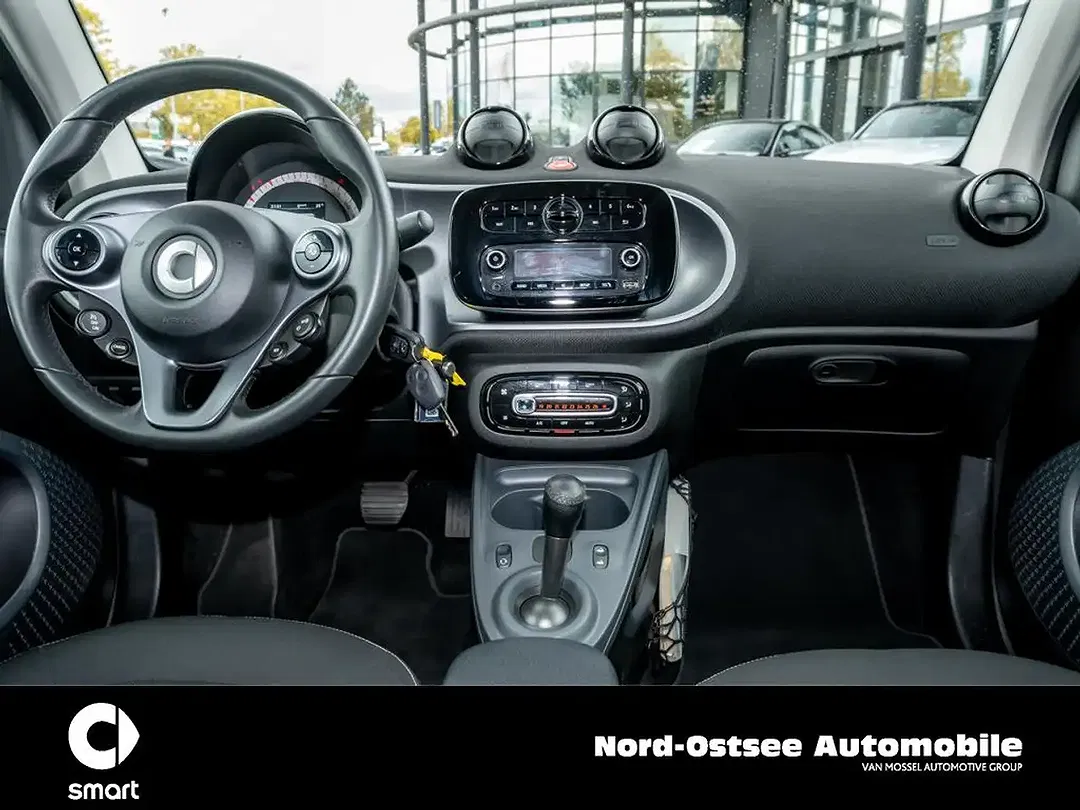 smart forTwo - Thumbnail 11