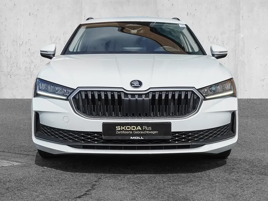 Skoda Superb - Thumbnail 3