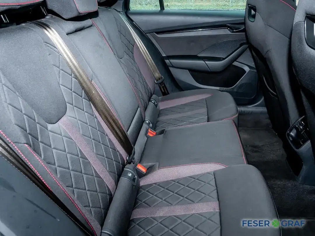 Skoda Octavia - Thumbnail 7