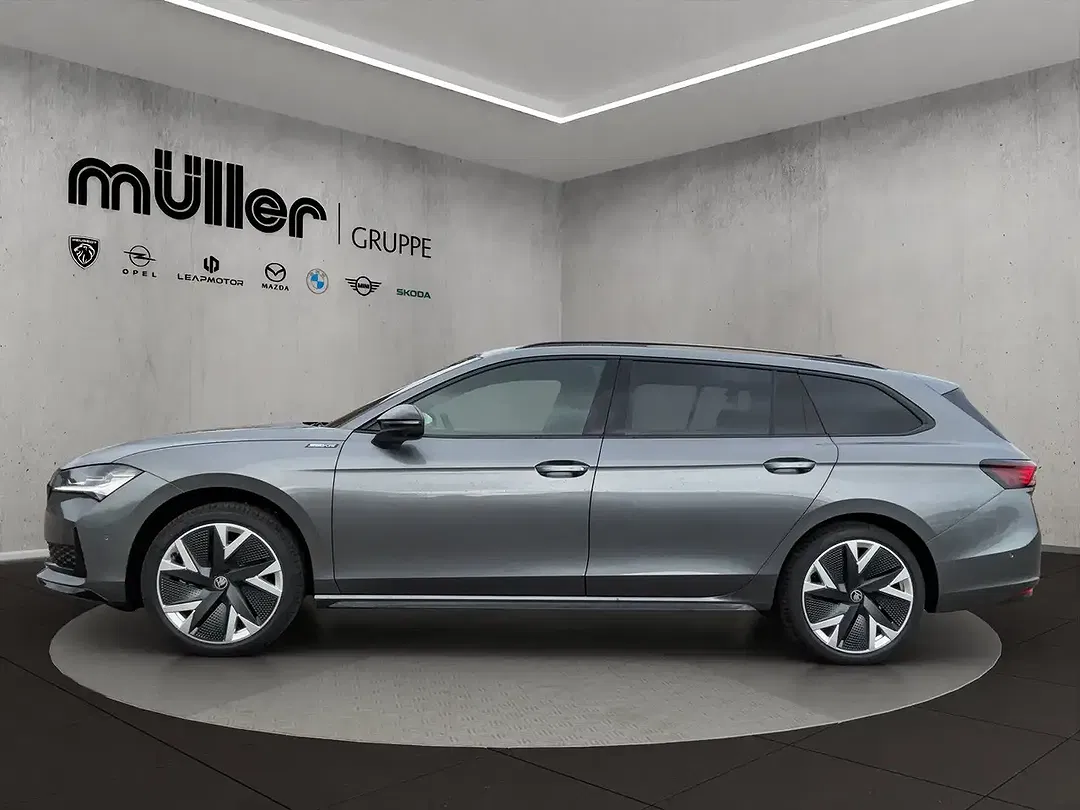Skoda Superb - Thumbnail 4