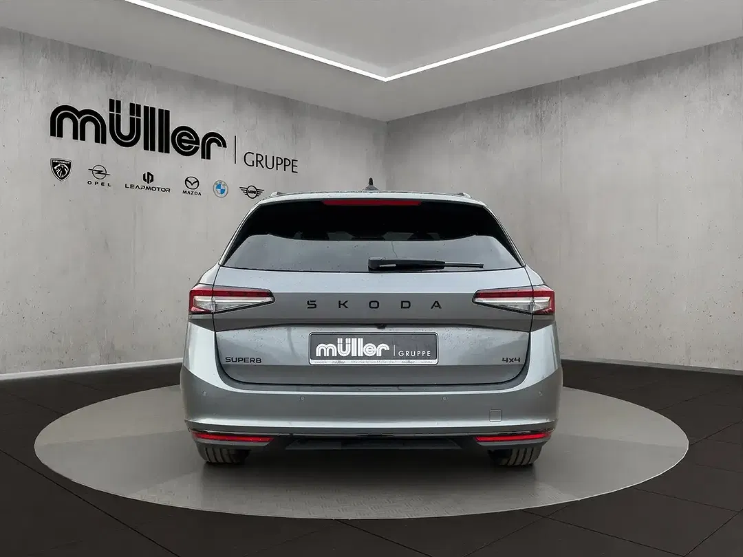 Skoda Superb - Thumbnail 5