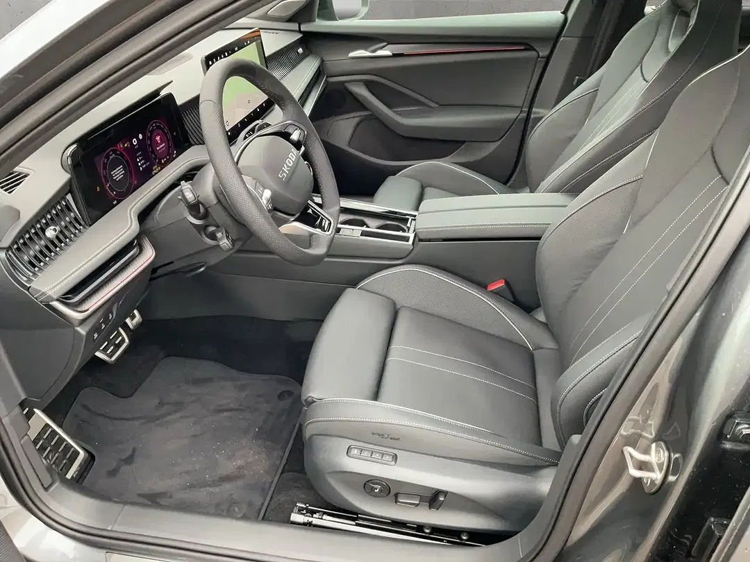 Skoda Superb - Thumbnail 8
