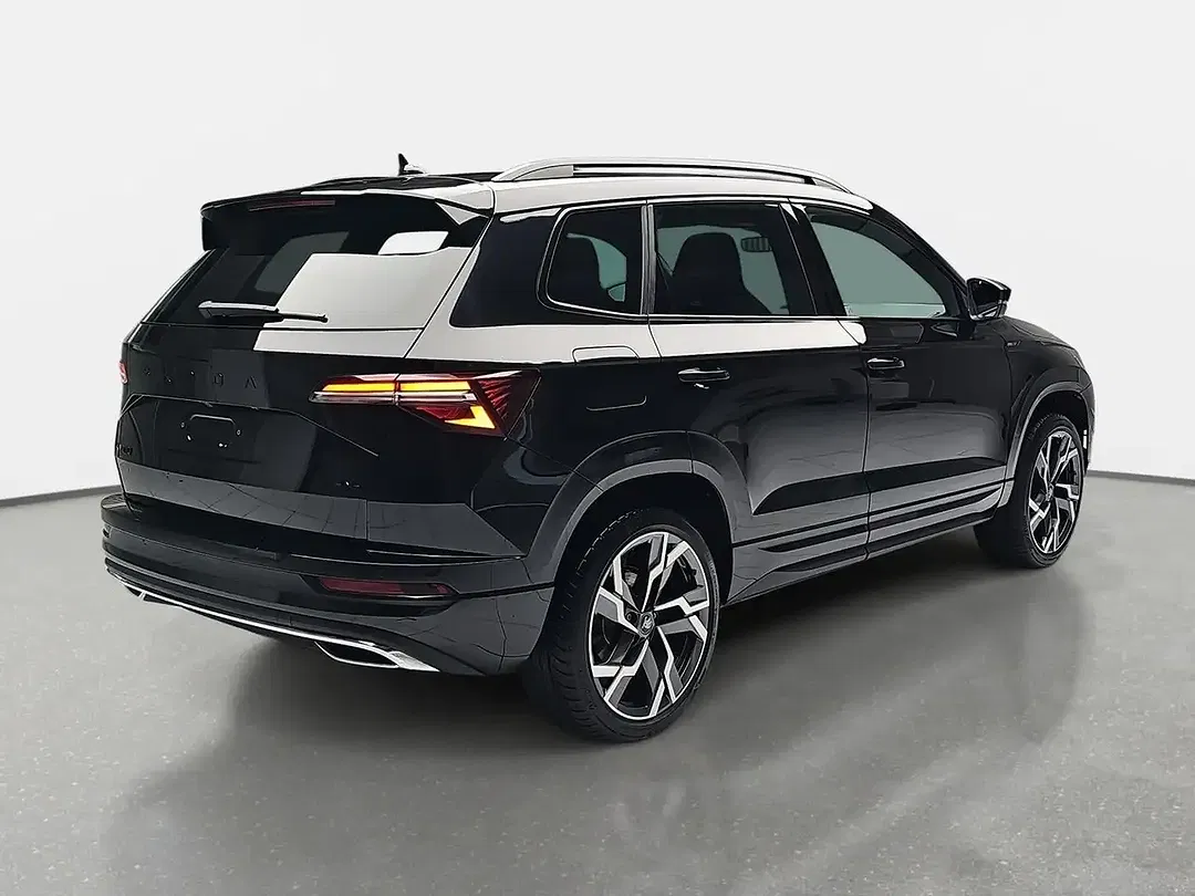 Skoda Karoq - Thumbnail 3