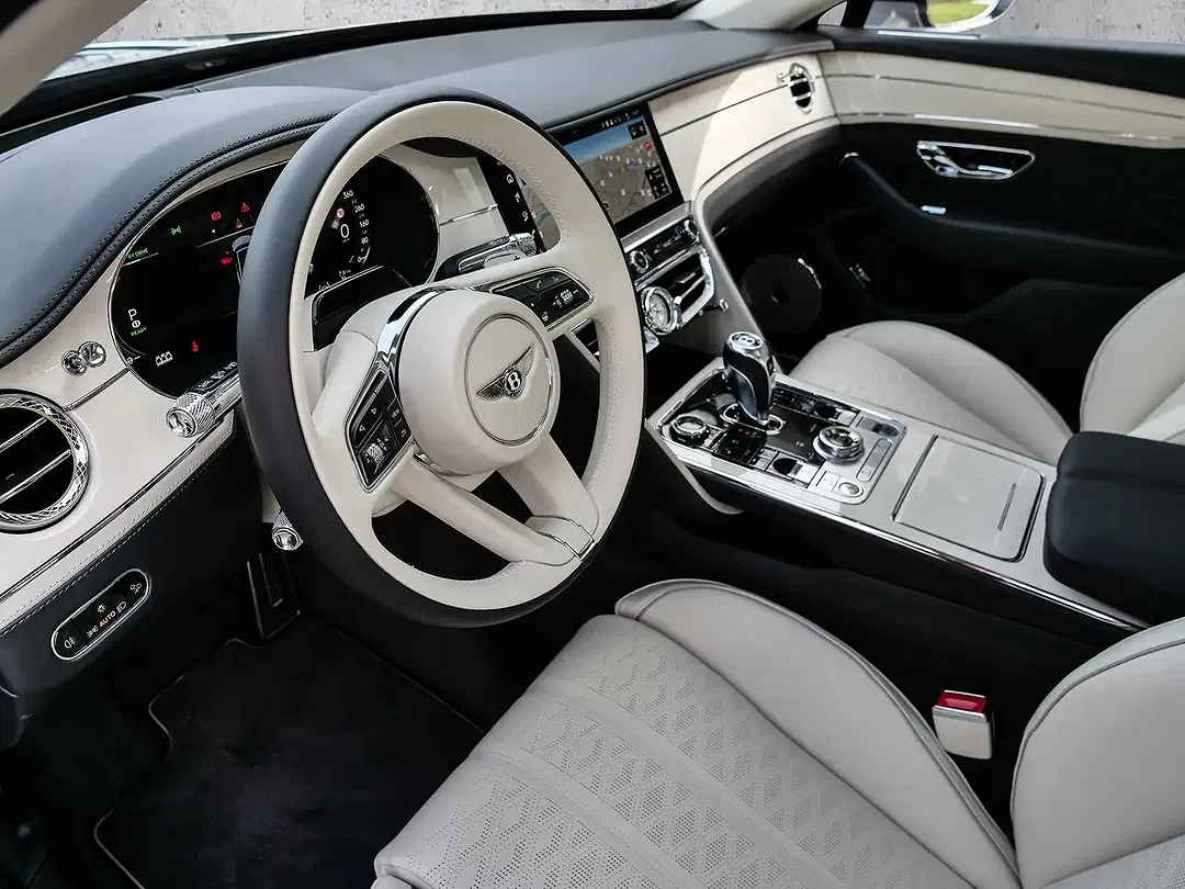Bentley Flying Spur - Thumbnail 14