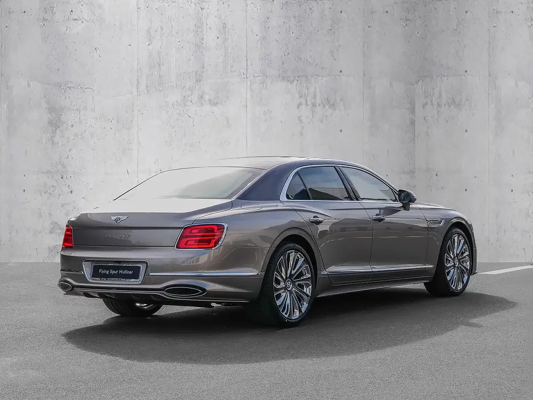 Bentley Flying Spur - Thumbnail 3