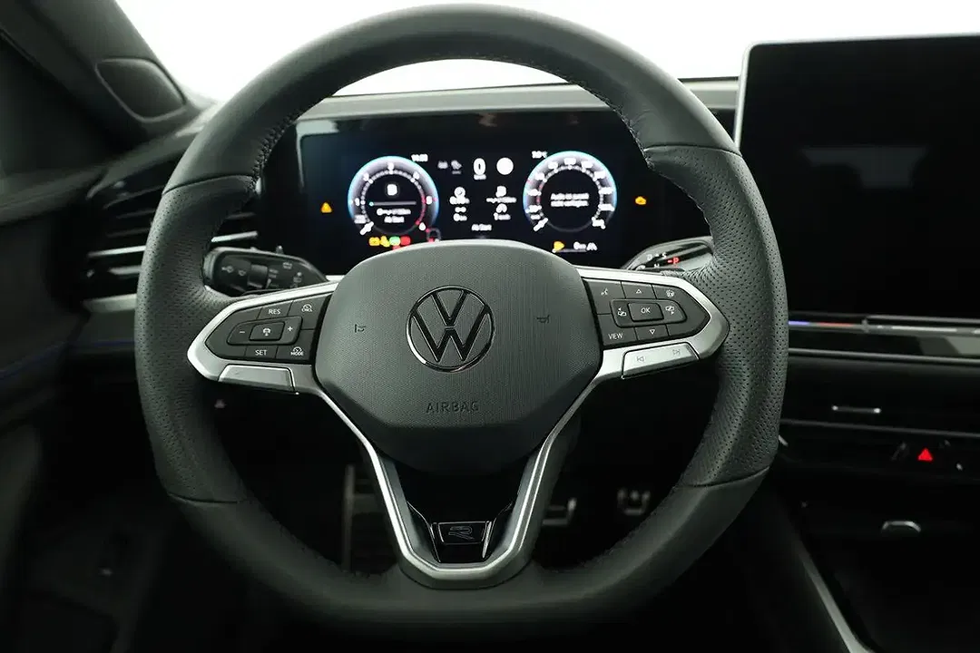 Volkswagen Passat Variant - Thumbnail 6