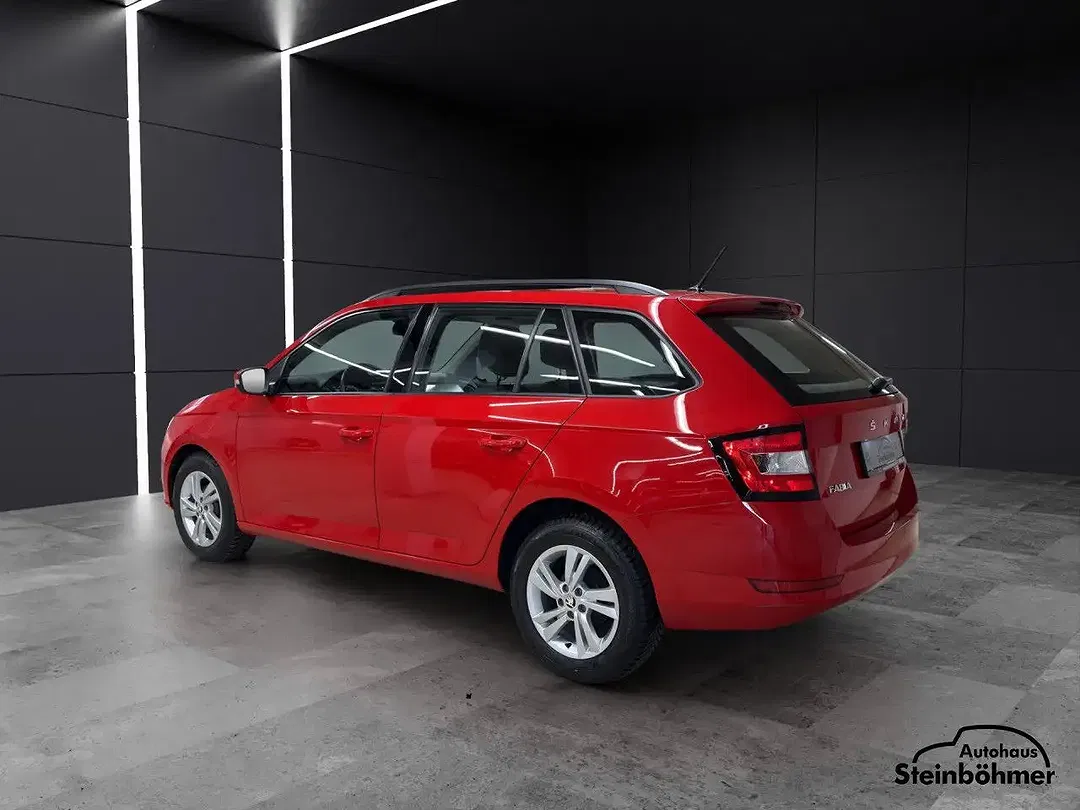 Skoda Fabia - Thumbnail 4