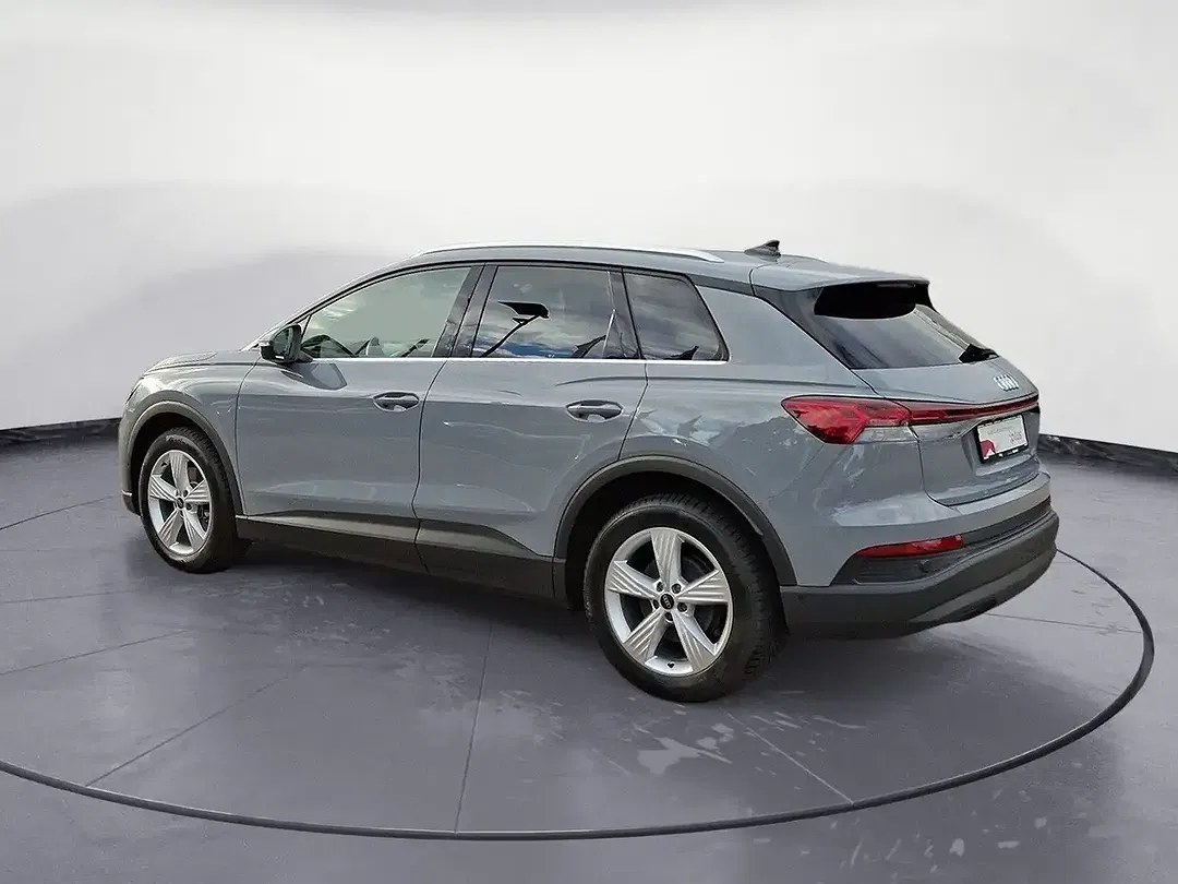 Audi Q4 e-tron - Thumbnail 4