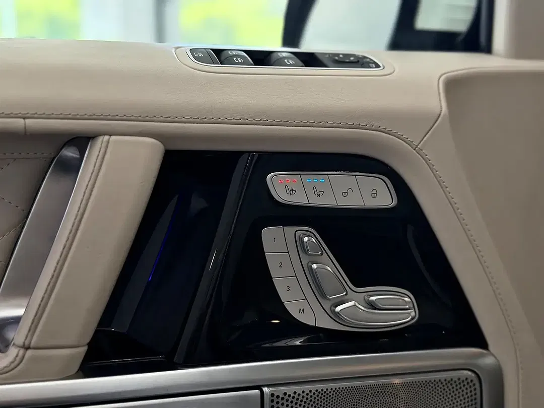 Mercedes-Benz G 500 - Thumbnail 12
