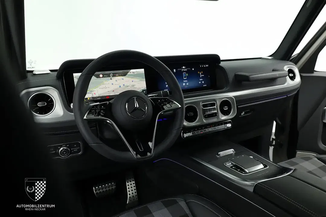 Mercedes-Benz G 500 - Thumbnail 12