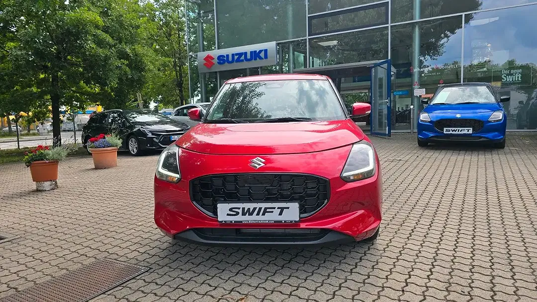 Suzuki Swift - Thumbnail 3
