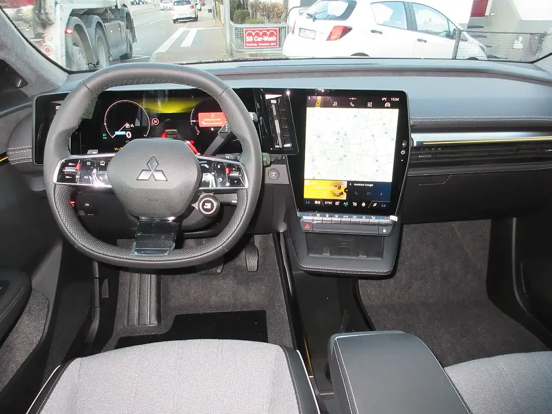 Mitsubishi Eclipse Cross - Thumbnail 8
