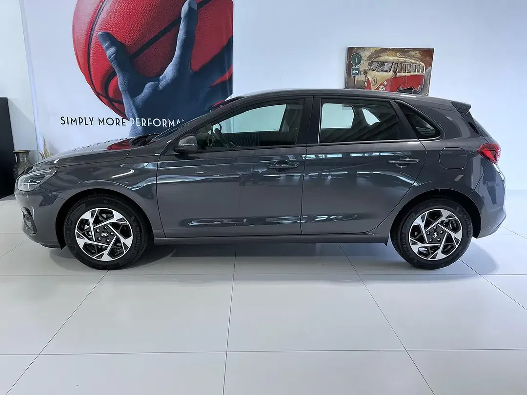 Hyundai i30 - Thumbnail 3