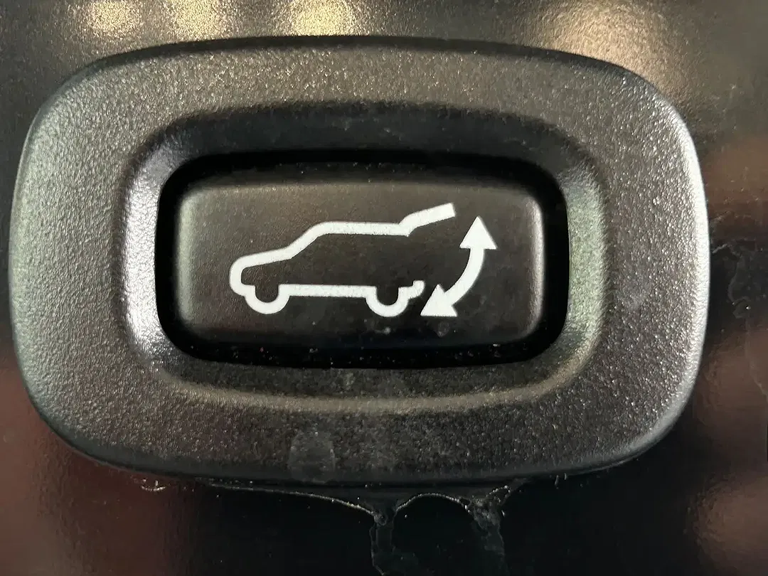 Mitsubishi Outlander - Thumbnail 15
