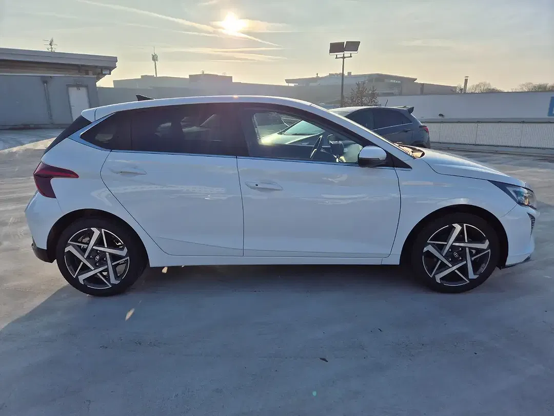 Hyundai i20 - Thumbnail 7