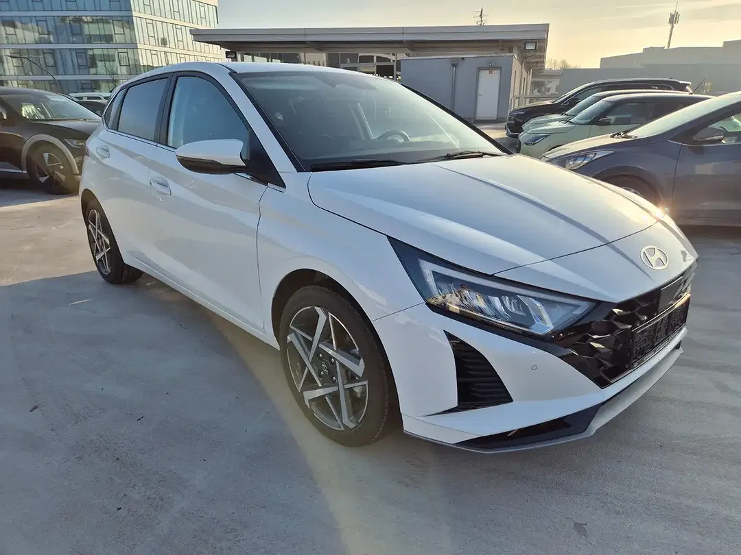 Hyundai i20 - Thumbnail 8