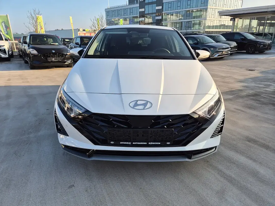 Hyundai i20 - Thumbnail 9