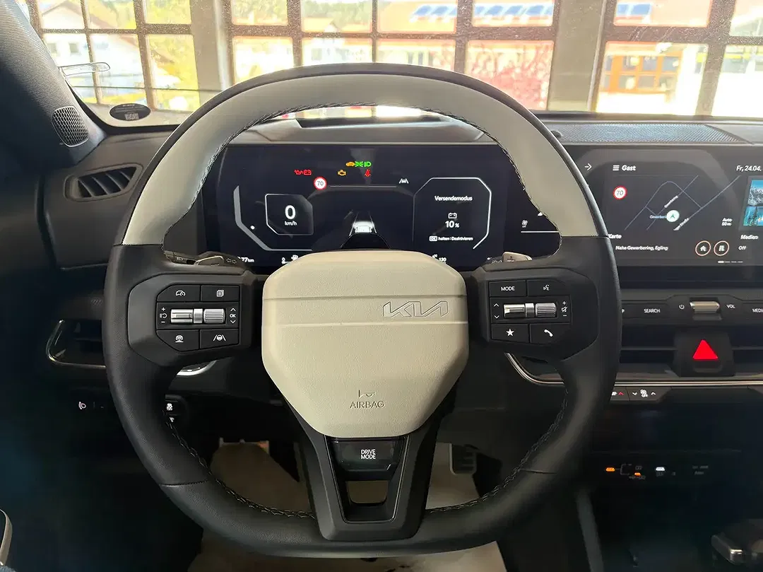 Kia K4 - Thumbnail 14
