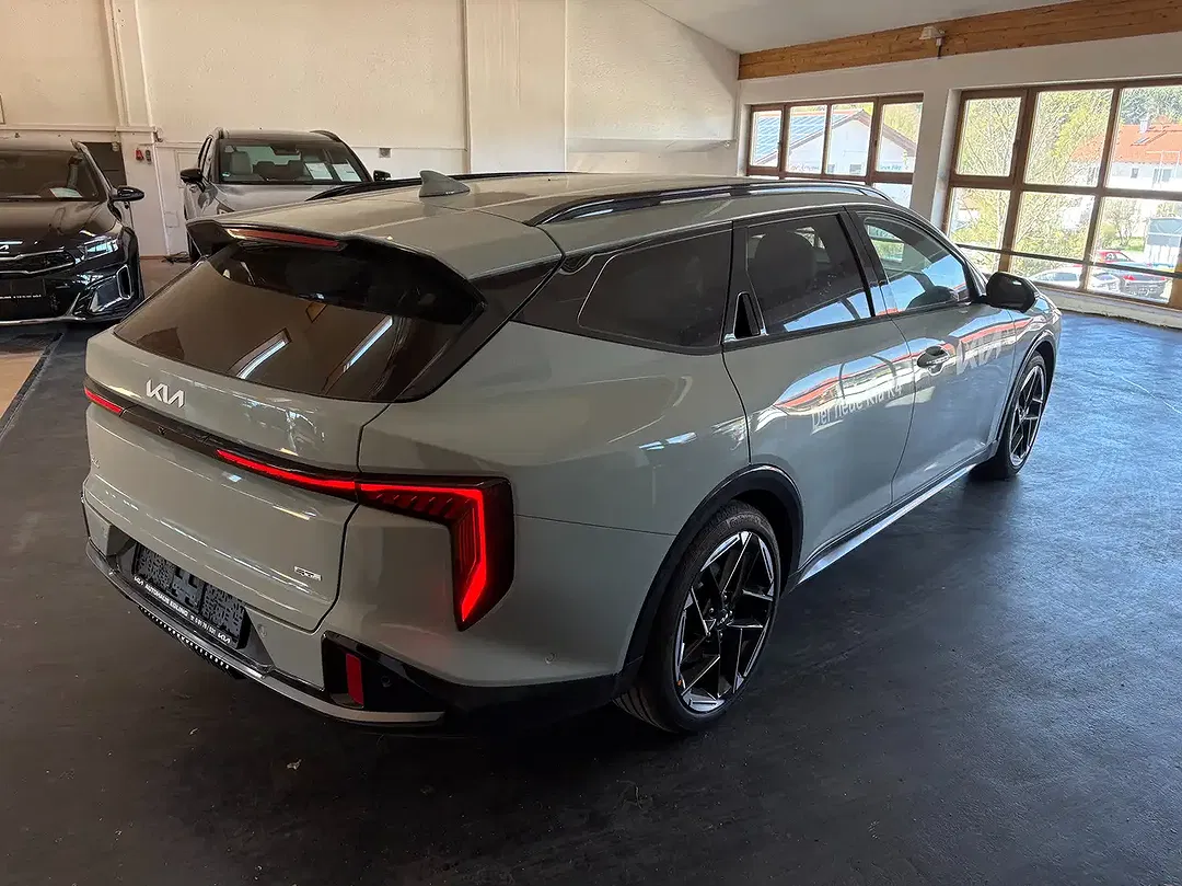 Kia K4 - Thumbnail 6