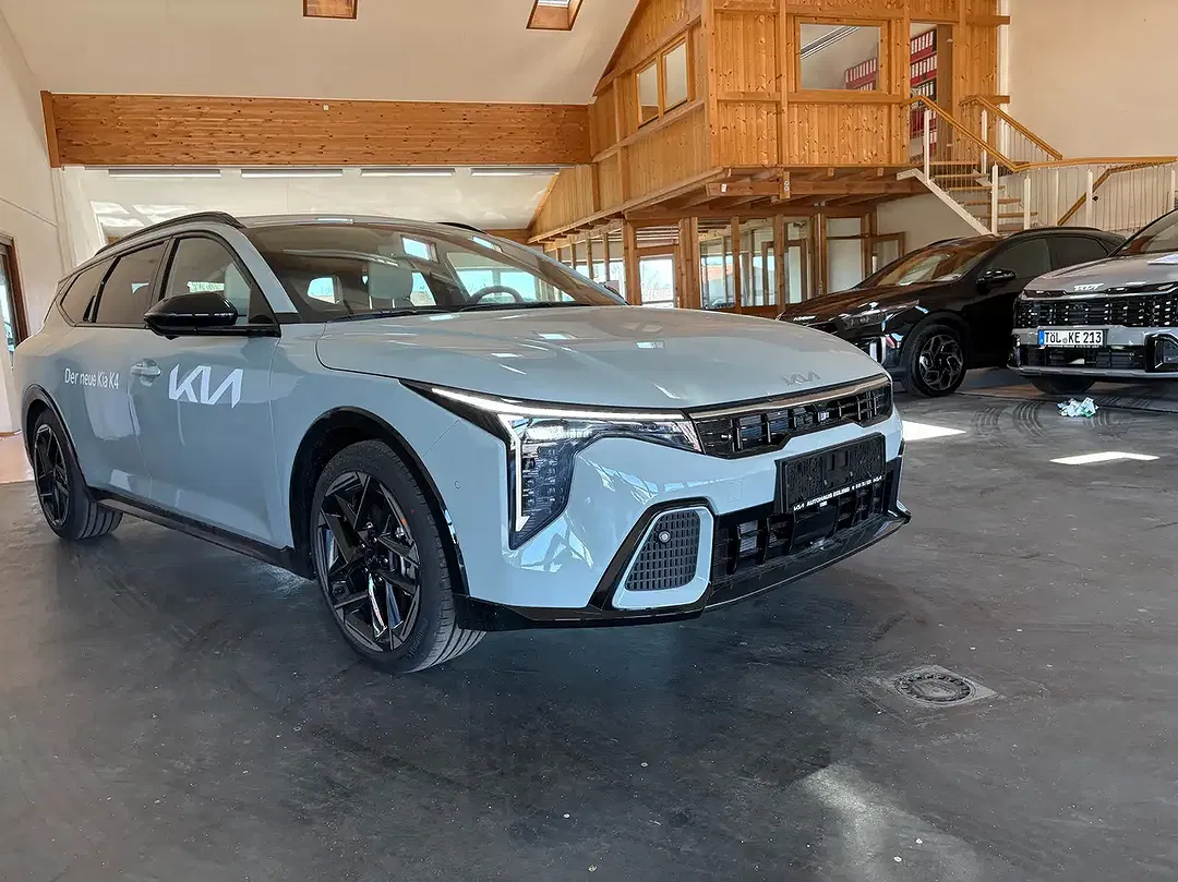 Kia K4 - Thumbnail 8