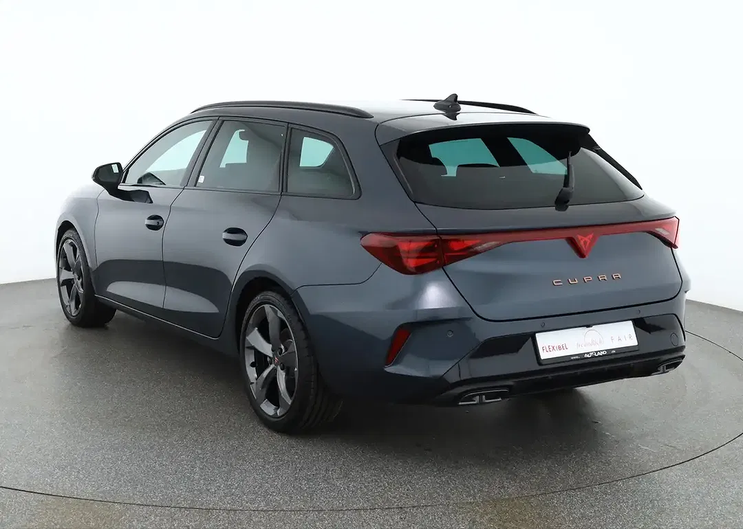 CUPRA Leon - Thumbnail 2