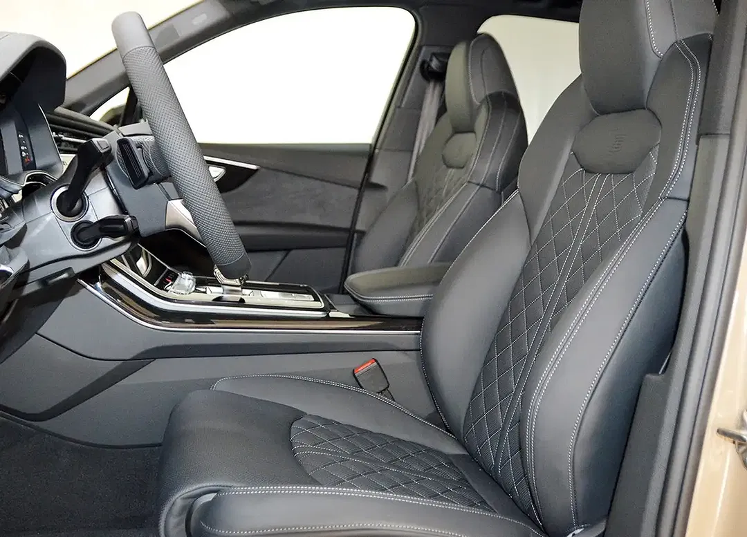 Audi Q7 - Thumbnail 7