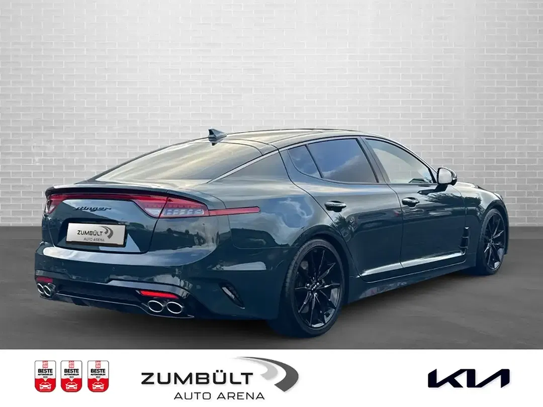 Kia Stinger - Thumbnail 4